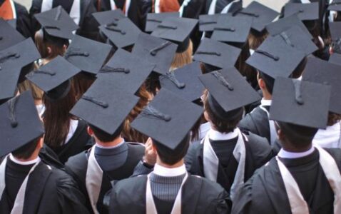 ÜNİVERSİTE ÖĞRENCİLERİ VE SAĞLIKÇILARA %50 İNDİRİM