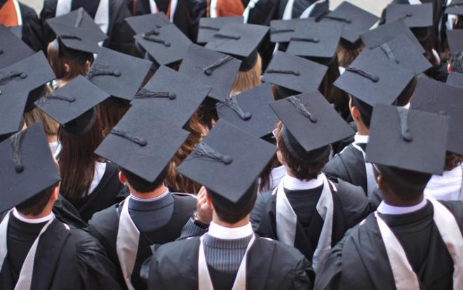 ÜNİVERSİTE ÖĞRENCİLERİ VE SAĞLIKÇILARA %50 İNDİRİM